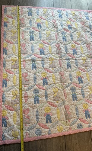 Baby Quilt Vintage Handmade Sunbonnet Sue Approx 52 1/2”x42 1/2” Pink Border - Picture 6 of 9