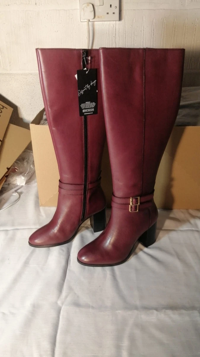 Maroon long sales boots