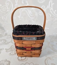 1993 Longaberger Inaugural Basket w/liner And Protector 8' incl. handle signed