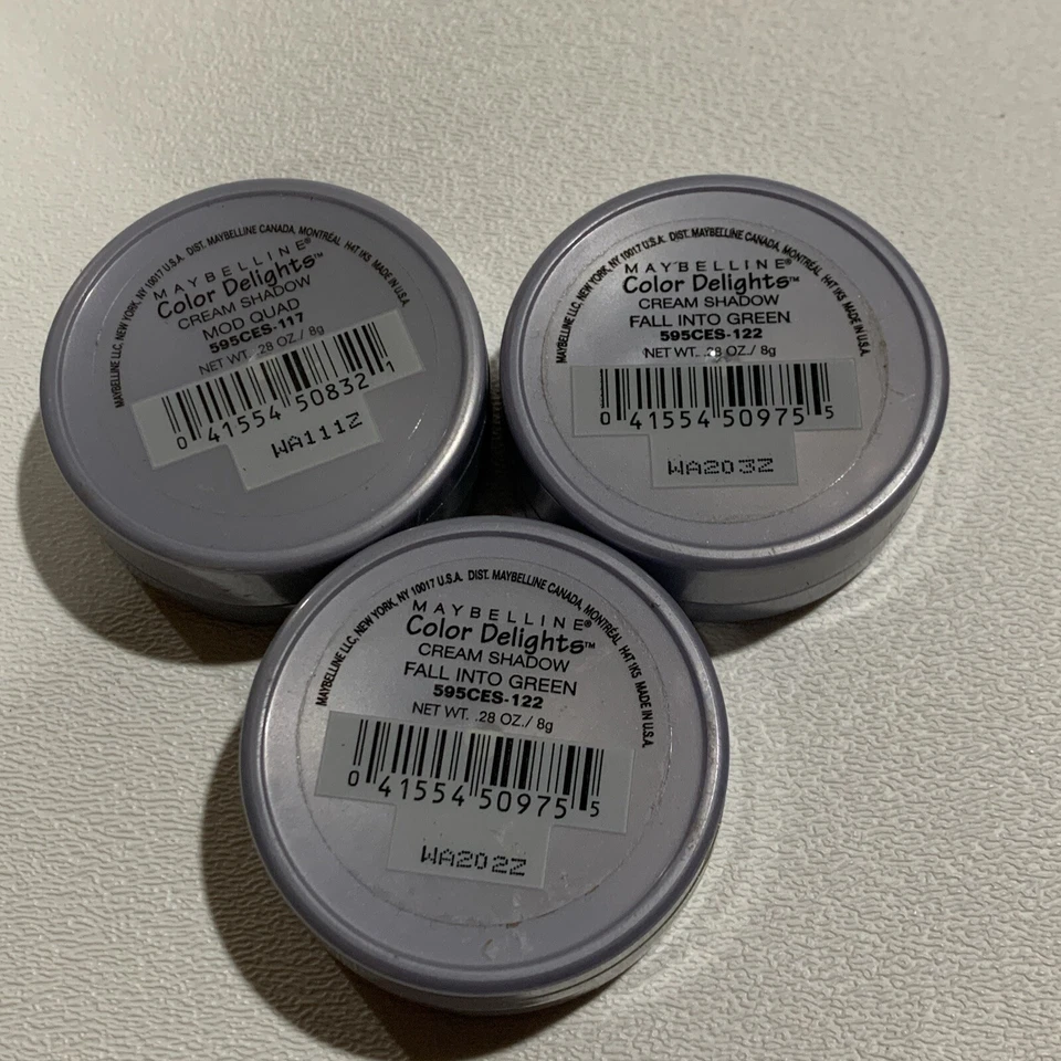 3 Maybelline Color Delights Sombra Crema (2) Caída en Verde y (1) Mod Quad Foto 2 de 2