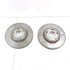 Mercedes-Benz CLA C117 X117 W117 2019 Satz Satz Bremsscheibe vorne Benzin 90kW Mercedes-Benz CLA C117 X117 W117 2019 Satz Satz Bremsscheibe vorne Benzin 90kW