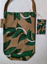 Foodland Hawaii Maile Lei Reusable Wine Paper Tote Bag / Gift bag