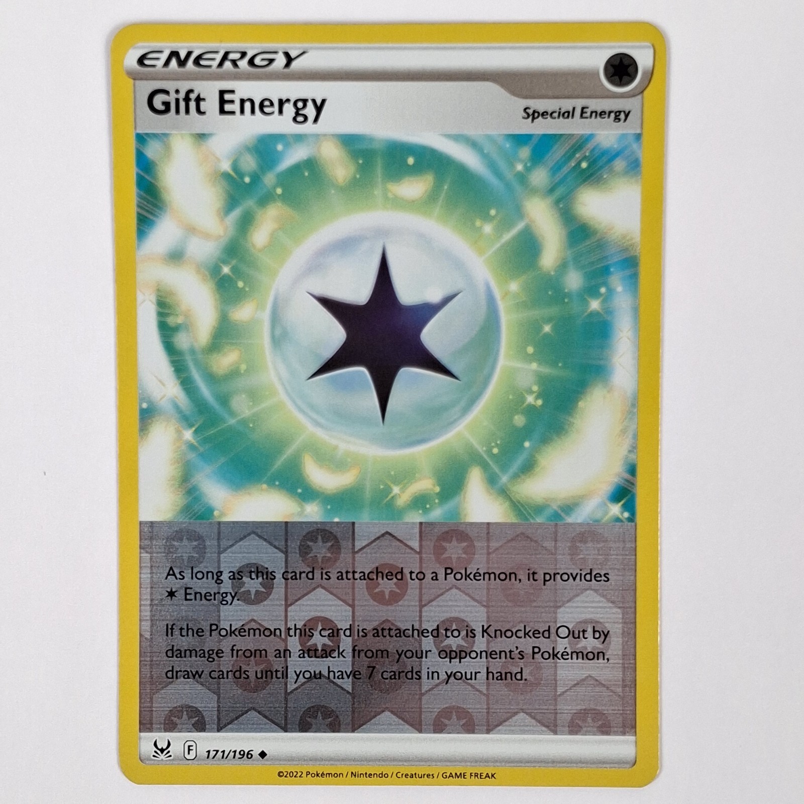 Gift Energy 171/196 Reverse Holo Trainer Lost Origin Pokemon Card NM