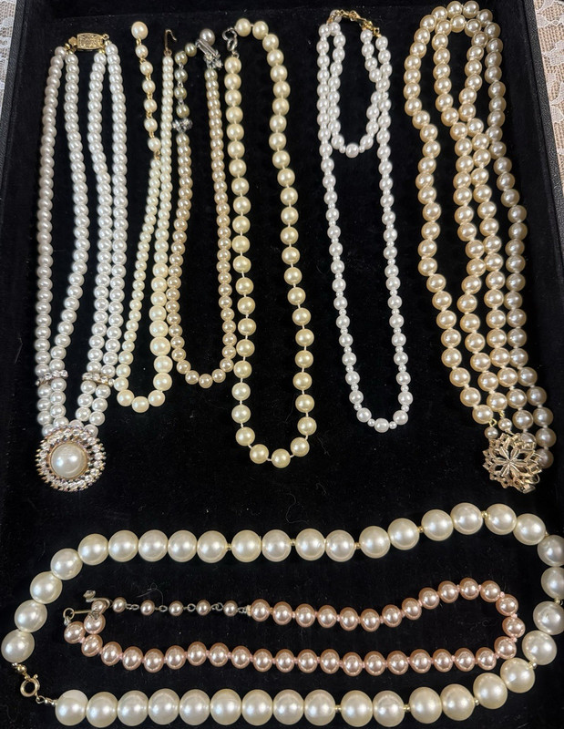 Vintage Japan Imitation Pearl Beaded Necklaces Lot, Glass Plastic, Gold, Cream