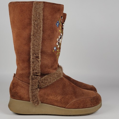 Womens REPORT Suede Leather Faux Fur Lined Boots NANUK Embroidered Sz 8.5 Brown