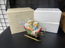 Cherished Teddies Large "Bundled Up For The Holidays" Musical Box 651435 8 Inch