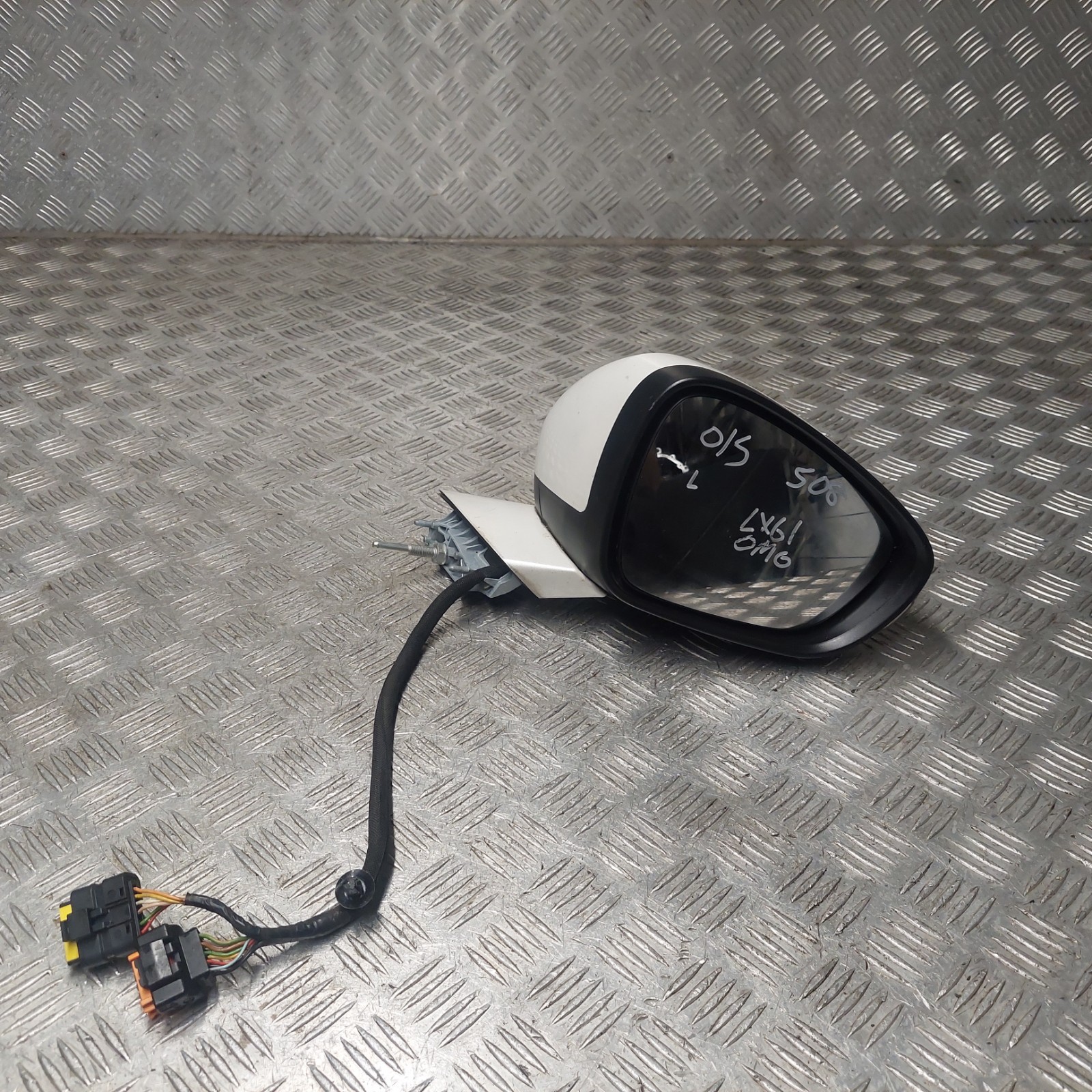 Peugeot 508 GT 2011 O/S wing mirror driver right hand side electric white