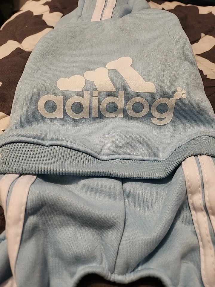 Sudadera con capucha The Adidog talla mediana azul claro Foto 2 de 4