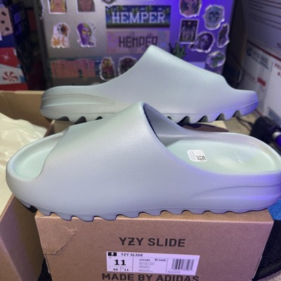adidas Yeezy Slide Salt Men display picture 1