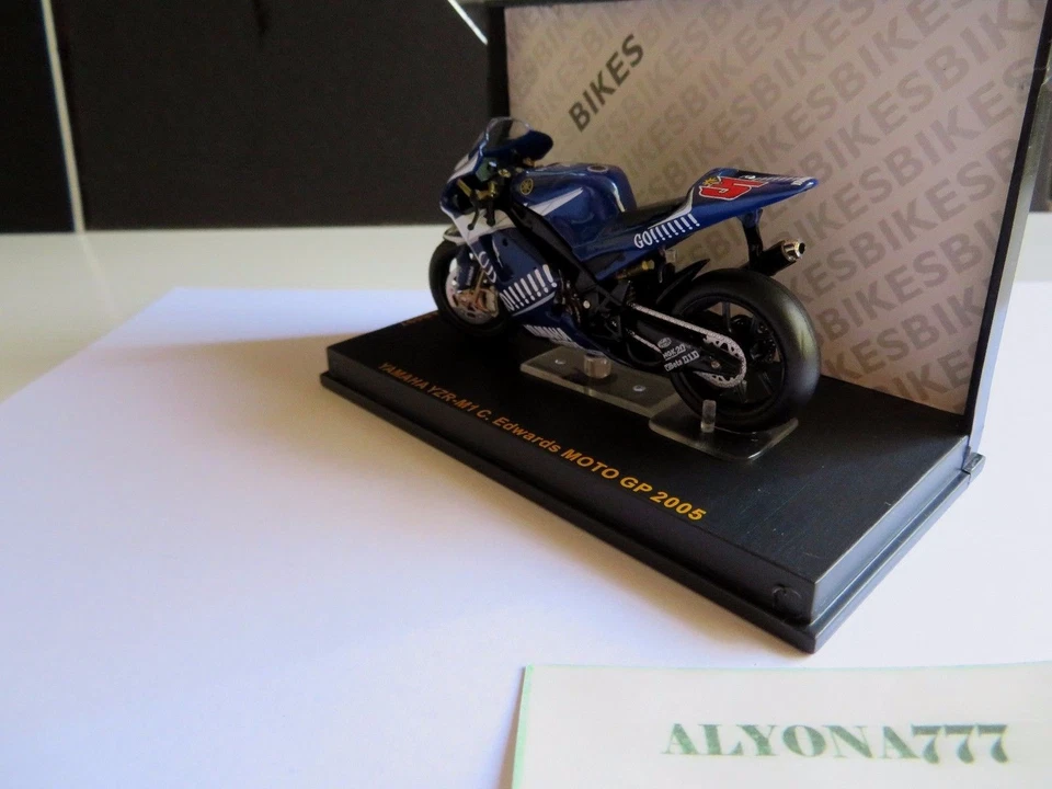 Motocicleta 1/24 Ixo YAMAHA YZR-M1 C.EDWARDS 2005 1:24 Altaya/IXO Foto 3 de 4