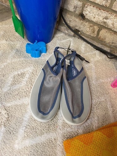 dbx women's water shoes