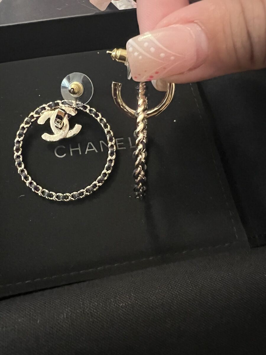 CHANEL CC Logo Hoop Earrings Gold Color With Crystals | eBay CHANEL CC Logo Hoop Earrings Gold Color With Crystals | eBay