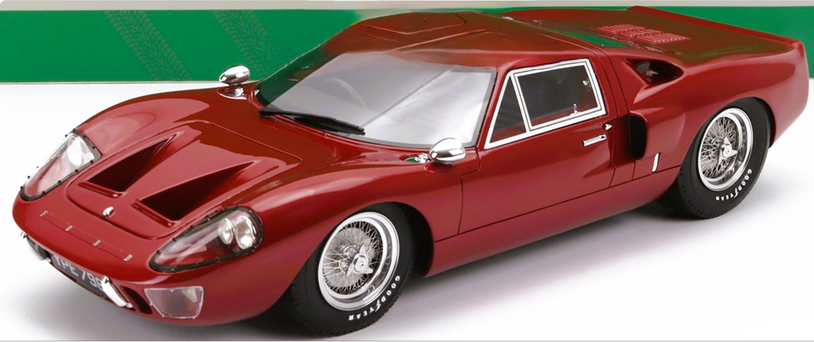 Ford GT40 Race Car Le Mans Racing w/V8 Engine/Custom Resin Body 1:18 SCALE MODEL
