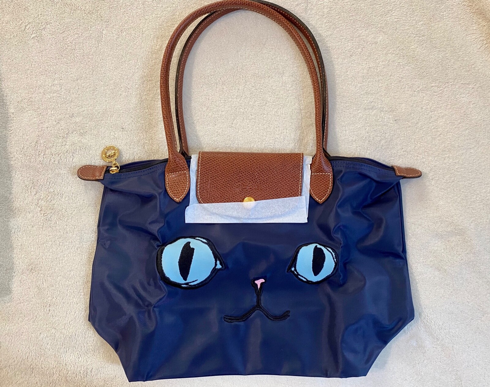 cat longchamp