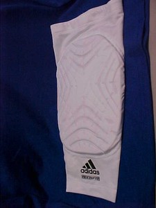 {keywor d} derrick rose padded adidas knee pad