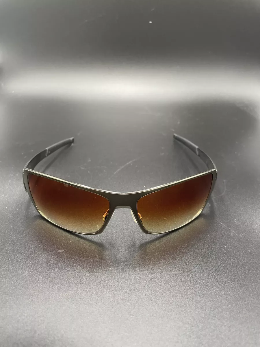 Oakley Black Chrome w/ Brown-Clear |