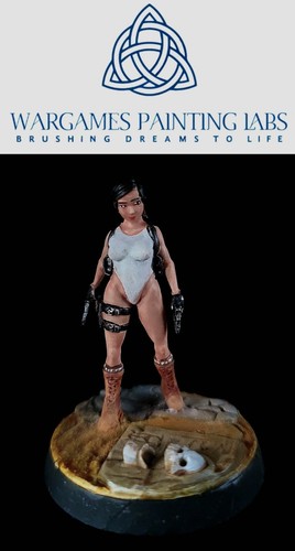 Handpainted Lara Croft figure for RPG board games or your collection - Picture 1 of 6