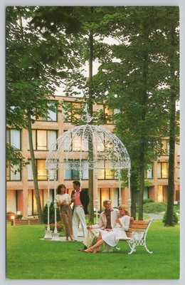 Postcard Rye Brook, New York, Rye Town Hilton A12158