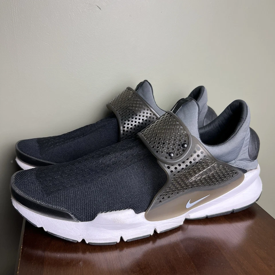 Tênis Nike masculino 14 preto branco meia dardo corrida caminhada academia 819686-007 - Imagem 2 de 4