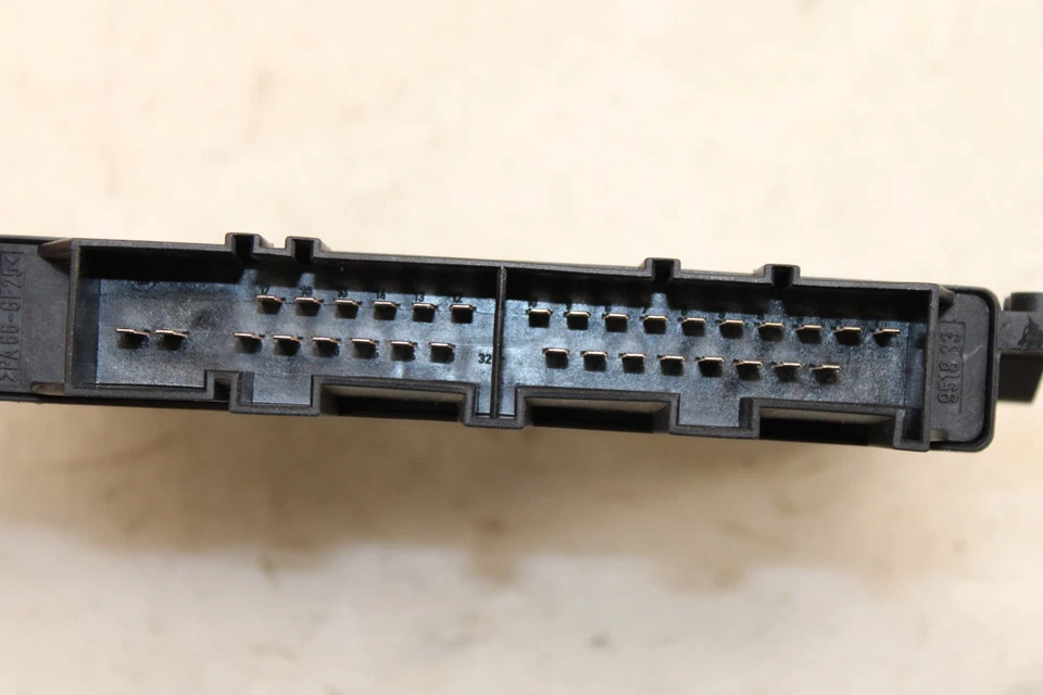 Jeep Grand Cherokee 2013 módulo de control de transmisión TCM 05150808AB OEM MT62 Foto 3 de 4