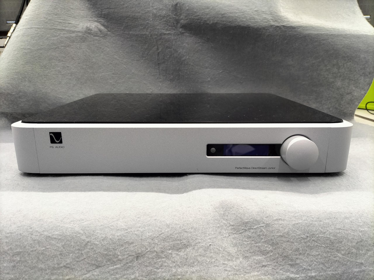 PS AUDIO DirectStream Junior DAC Bridge II Network w/ Remote
