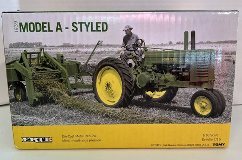 ERTL John Deere 1939 Model A Styled Tractor New In The Box 1:16 Metal 45166 - Picture 3 of 8