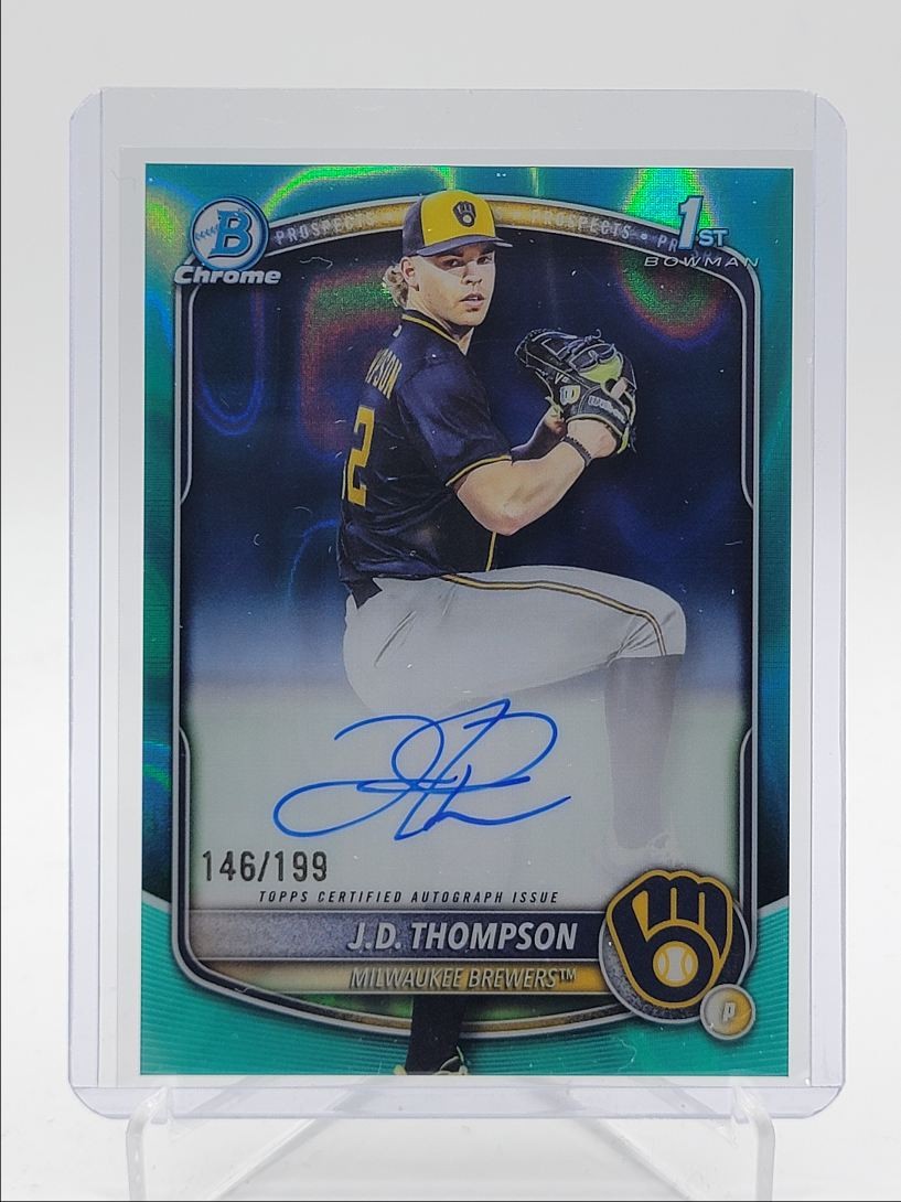 J.D. THOMPSON 2025 BOWMAN CHROME DRAFT 1ST AQUA LAVA AUTO /199 Q2754