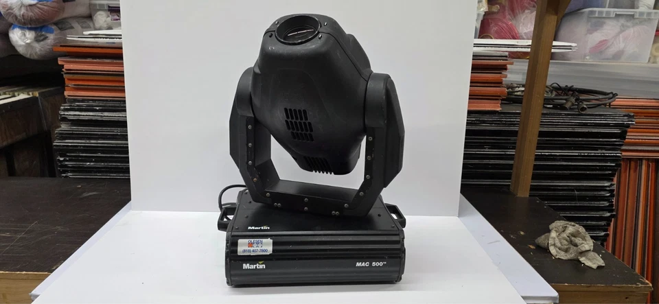 Martin Mac 500 moving head with clamp & safety cable. Mover in good condition.  - Image 3 of 4
