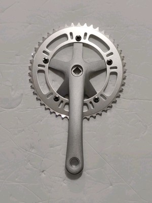 Crank C-8 170, 46T Single Piece (As seen in Pics)