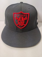 New Era  Raiders Mens Black Super Sweat Fitted Cap 7 3/4 Worn Once Excellent 
