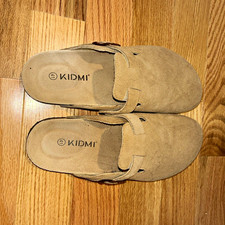 KIDMI Men’s Beige Suede Slip-On Sandals Buckle Accent US 8 EU 41