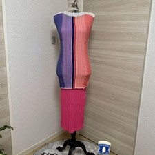 USED AUTUMN SALE ﾊ補｢ﾌｫﾍ｡窶｢ﾊ補｢ﾌｫﾍ｡窶｢ﾊ ISSEY MIYAKE SLEEVELESS DRESS VERYGOOD