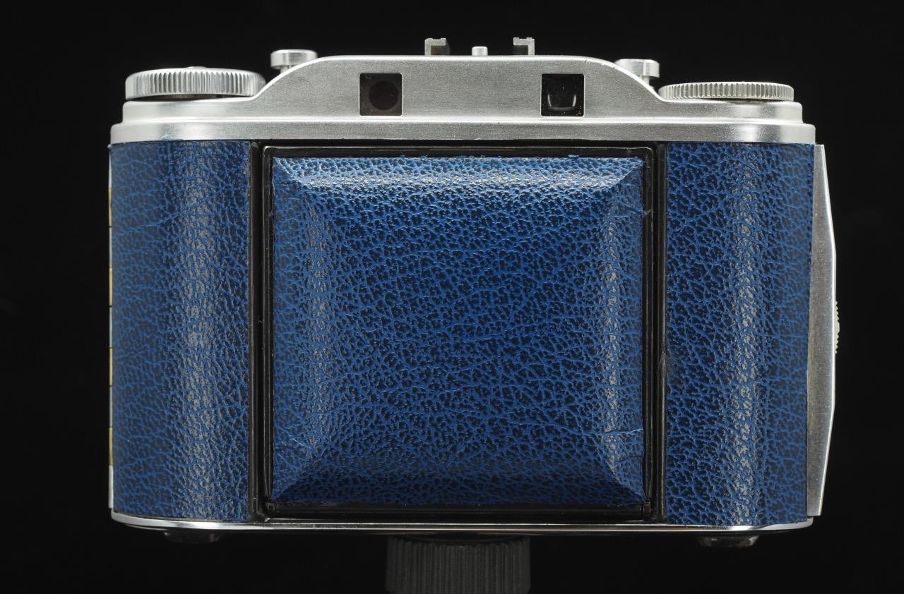 Agfa Isolette III f4.5 SOLINAR - NEW BLUE Leatherette & Light Grey Bellows !!