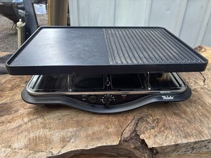 Velata Tabletop Raclette Grill 4 Serving Pieces w/Spatulas Metal/Granite Tops