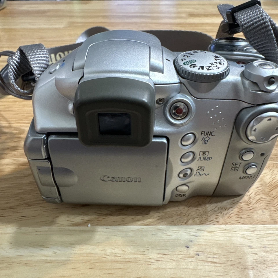 Canon PowerShot S2 IS 5.0 MP Digital Camera 12x Optical Zoom (parts or repair) - Image 3 of 4