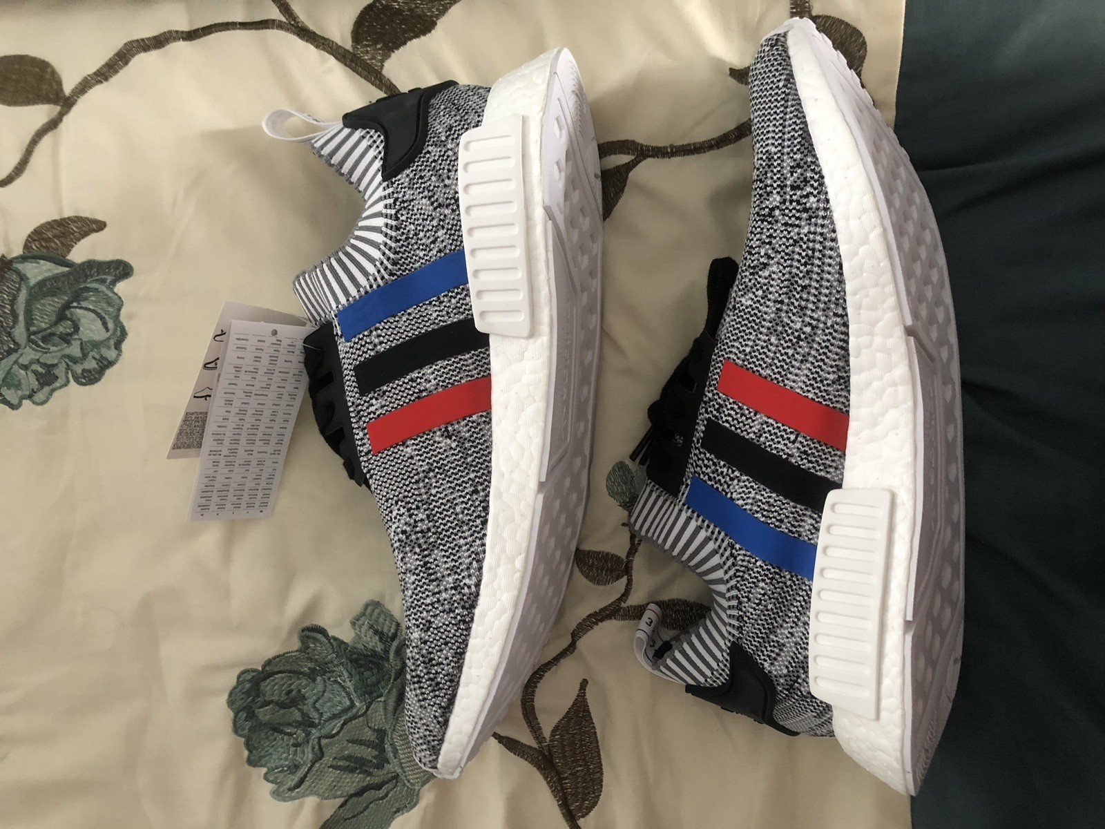 ADIDAS NMD R1 PK PRIMEKNIT TRI COLOR WHITE BLACK RED BLUE OREO BB2888 BOOST 12.5 image 4