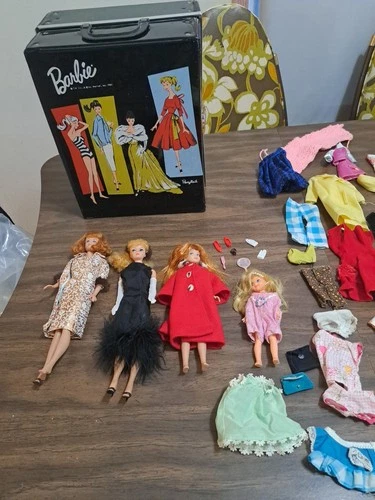 vintage 1961 Mattel black vinyl Ponytail Barbie doll carrying case.