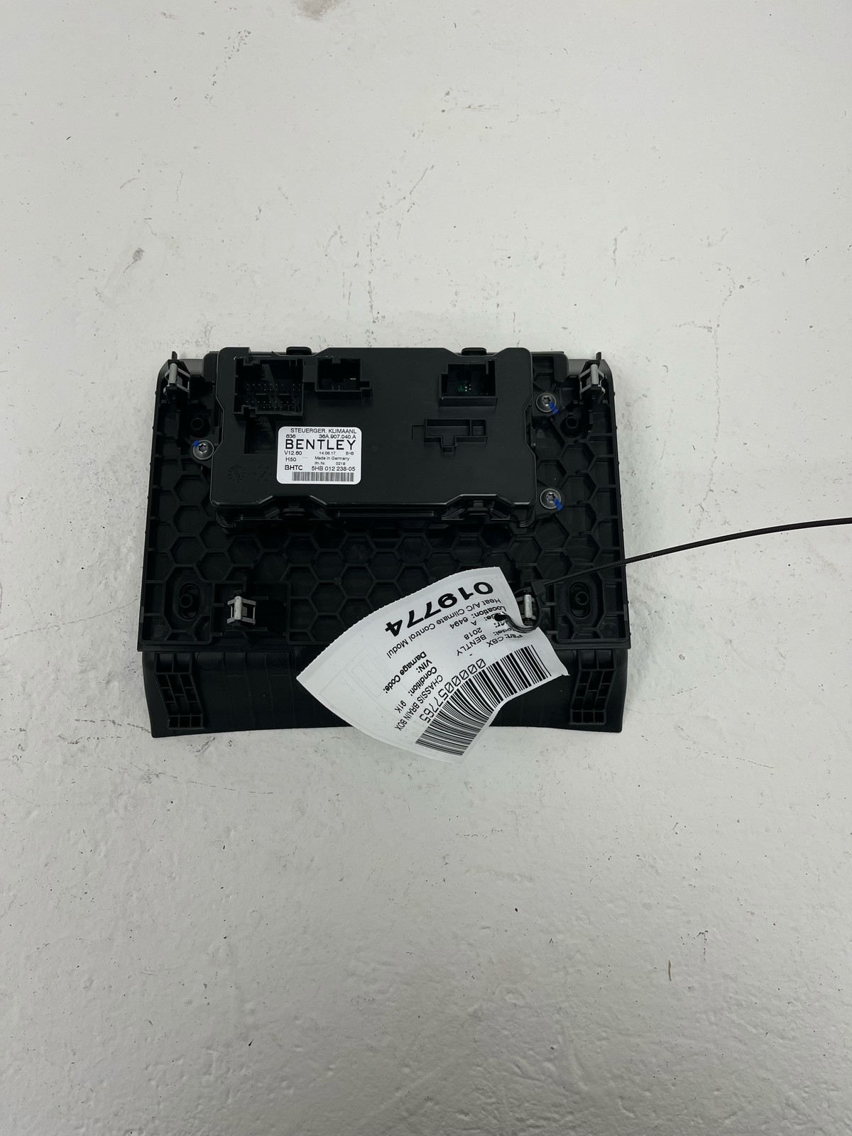 2015-2020 BENTLEY BENTAYGA OEM Heat A/C Climate Control Module 36a907040
