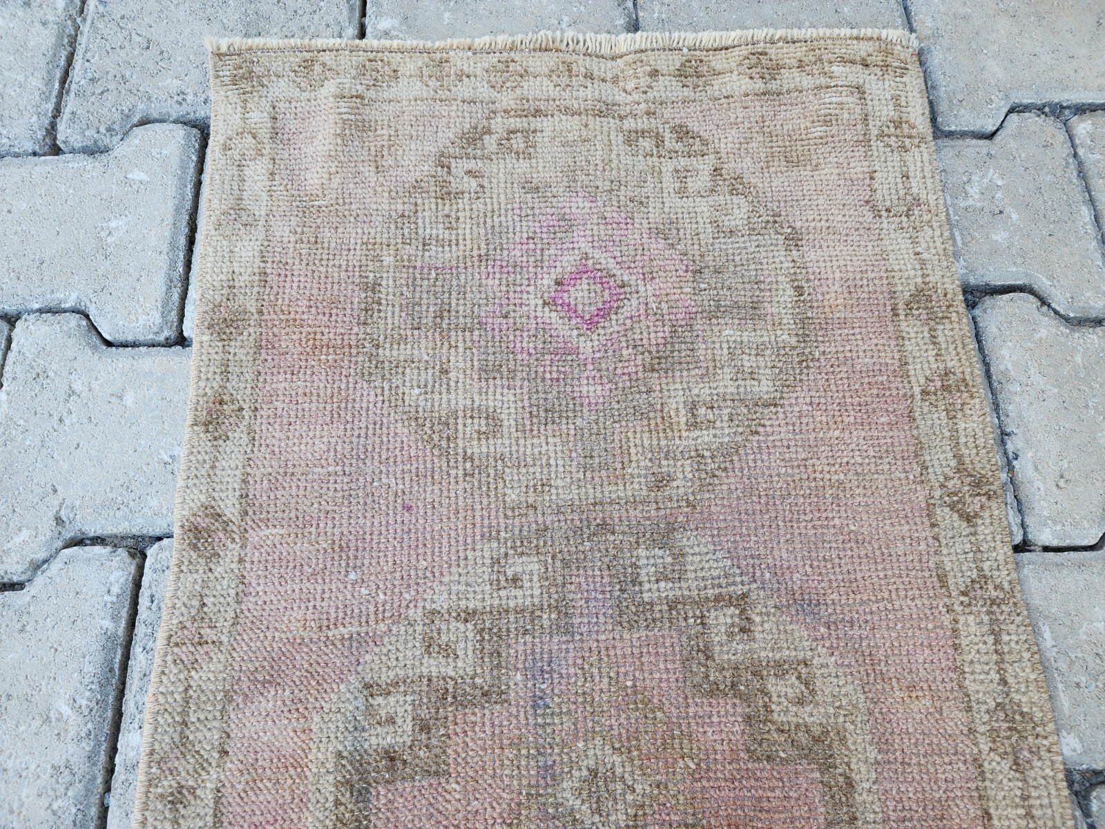 Picture 5 of 9