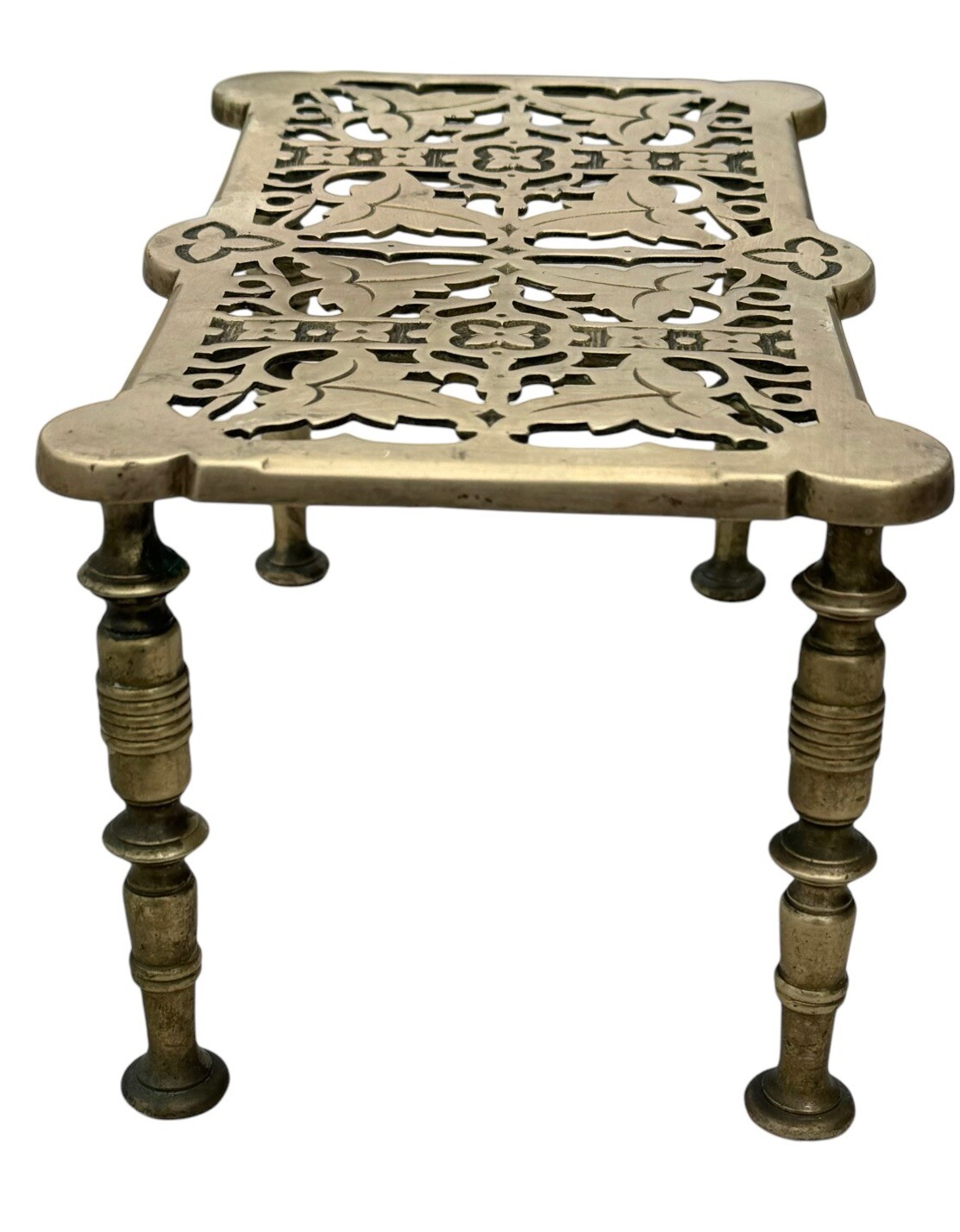 ANTIQUE BRASS FIREPLACE TRIVET KETTLE FOUR LEG STOOL MAKERS MARK 10.5”x 6”x 6”