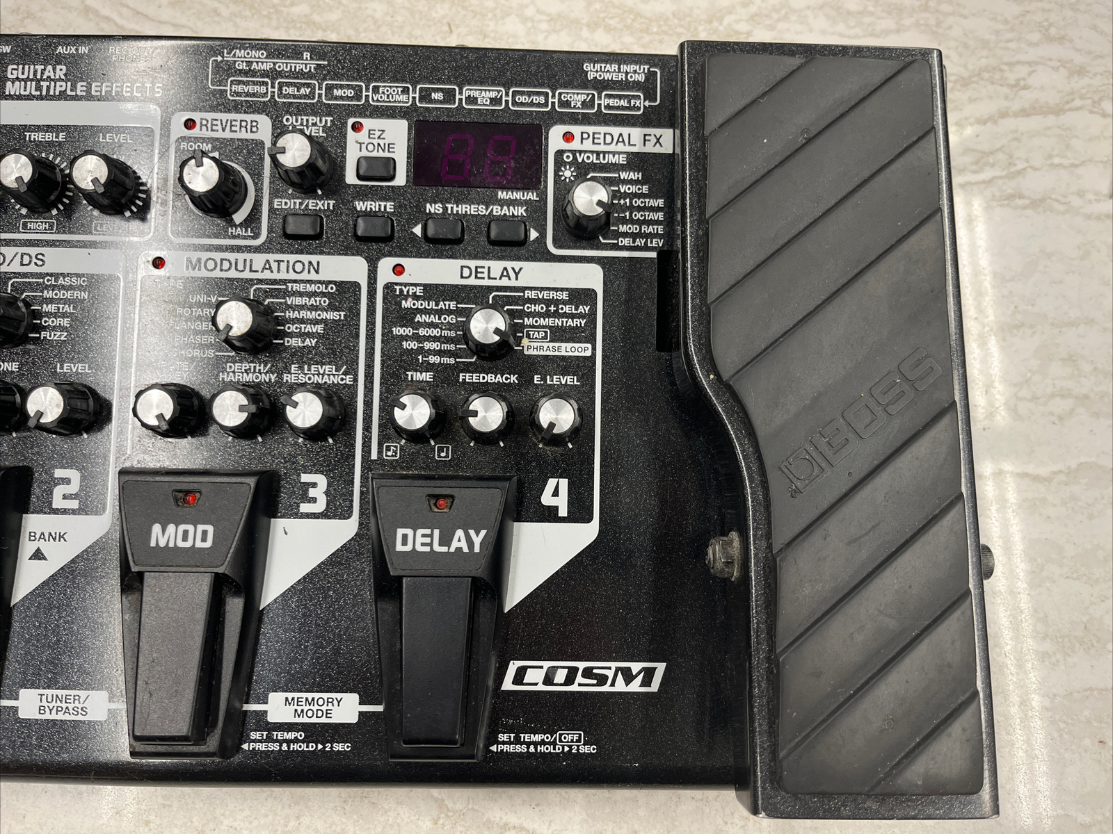 Boss ME70 Multiple Guitar Effect Pedal Used eBay