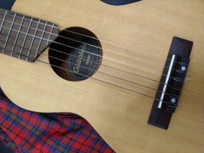 Acoustic Guitar Yamaha GL-1 Guitalele Red Checkered Soft