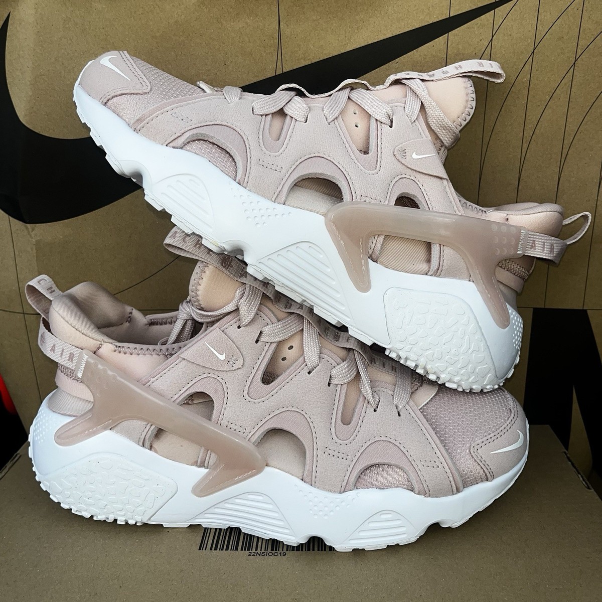 しろつめくさ NEW Nike Air Huarache Craft Womens Size 9.5 Pink Oxford White