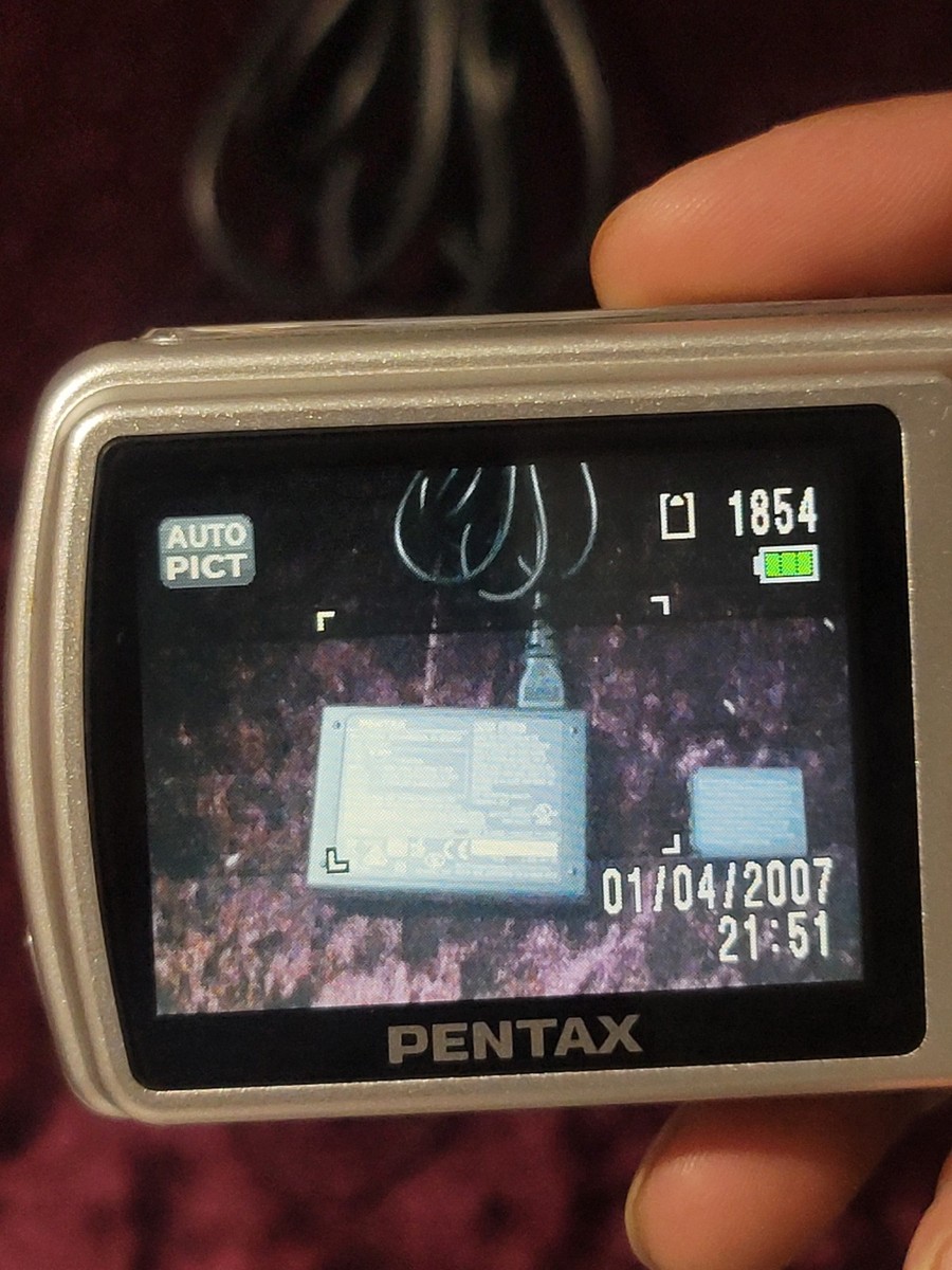 PENTAX Optio M OPTIO M40 SILVER 箱付き PENTAX Pentax Optio M40 8.0MP Digital Camera - Silver for