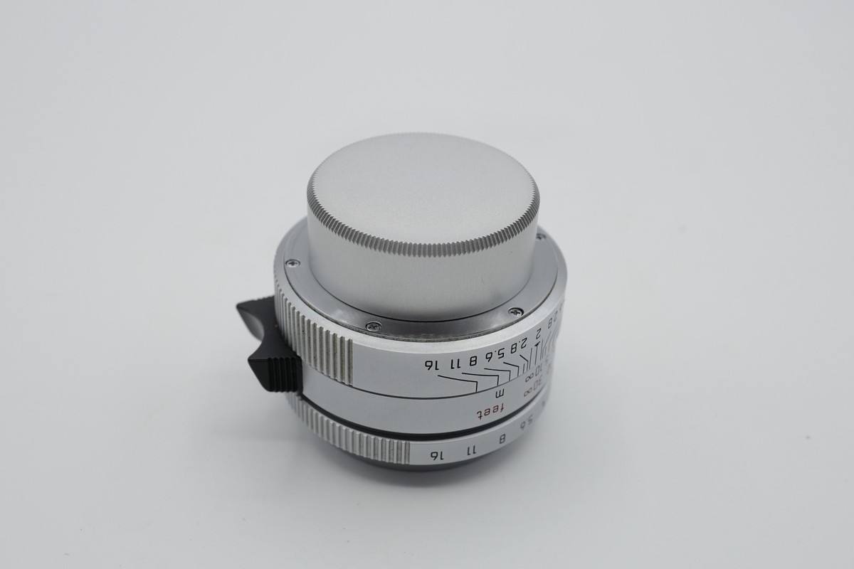 Leitz Leica Summicron ASPH 35mm f/2.0 LTM (11608) with box, pouch