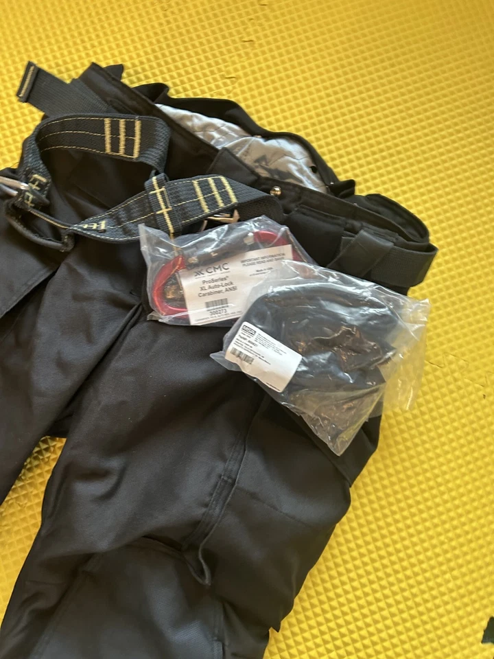 Pantalones Globe IH - NUEVOS (Talla 40 X 30) MFG Fecha: 08/22 Foto 3 de 3