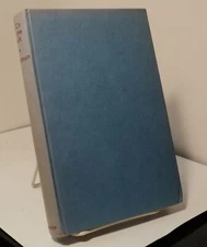 V C's of the Air by John Frayn Turner - Victoria Crosses - World War II - 1960