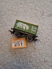 Hornby OO Gauge R.216 Prime Pork 12T Closed Van Wagon Good Unboxed Condition.