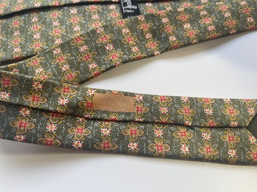 Authentic Hermès Classic Floral Silk Tie (Moss Green & Coral) - Picture 5 of 5