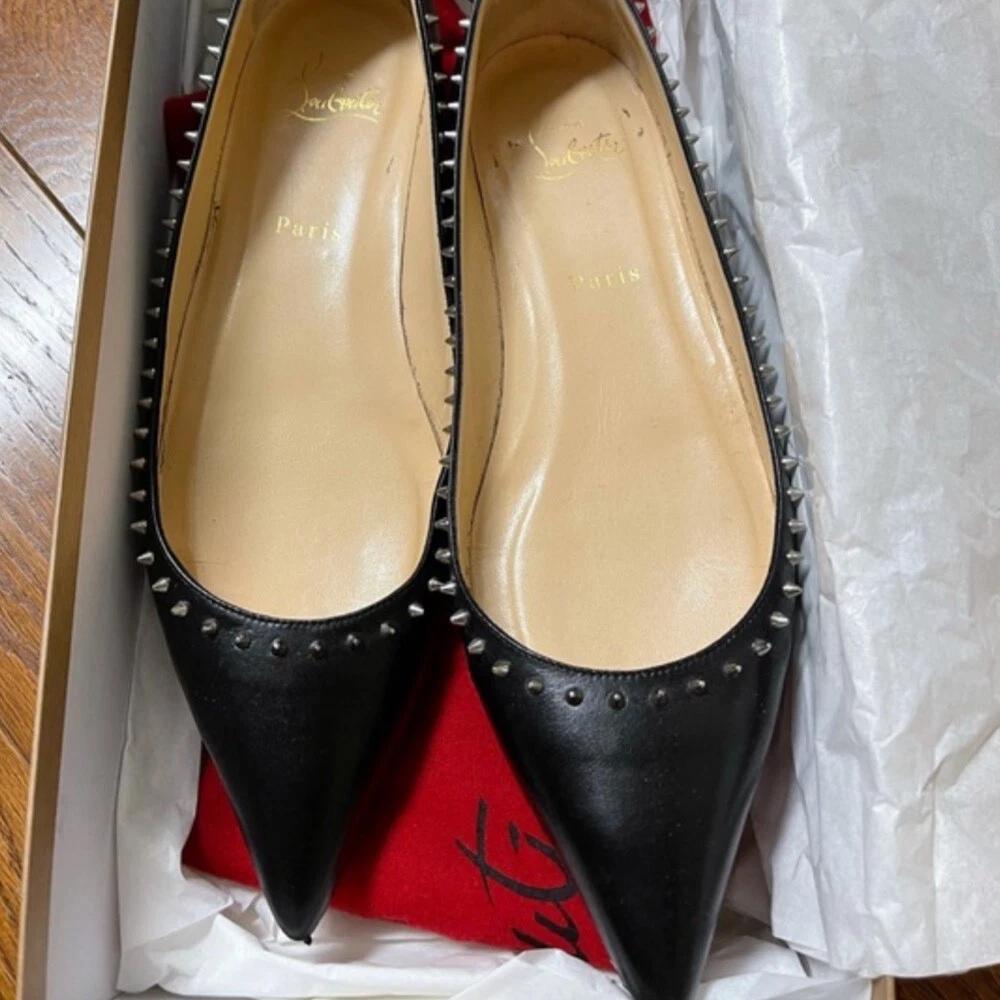 Due samling tankevækkende Christian Louboutin Anjalina Silver Spikes Black Leather Flat Shoes Size  38.5 | eBay